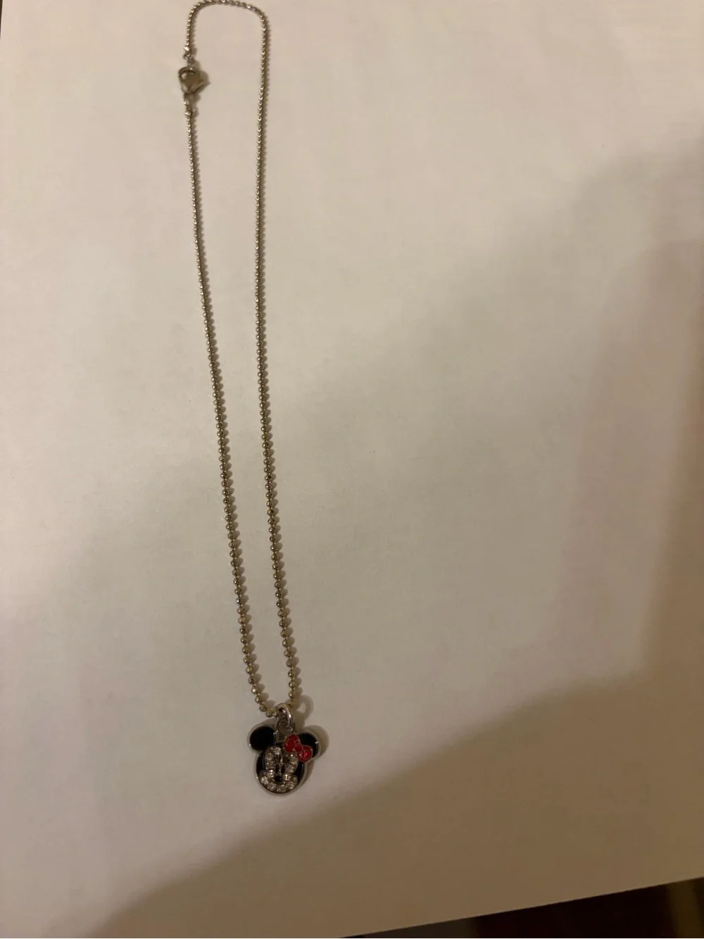 Walt Disney World parks Minnie Mouse necklace size 16”